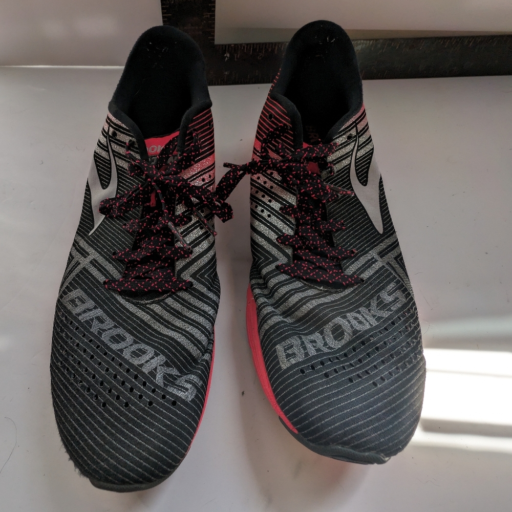 Brooks Hyperion - image 3
